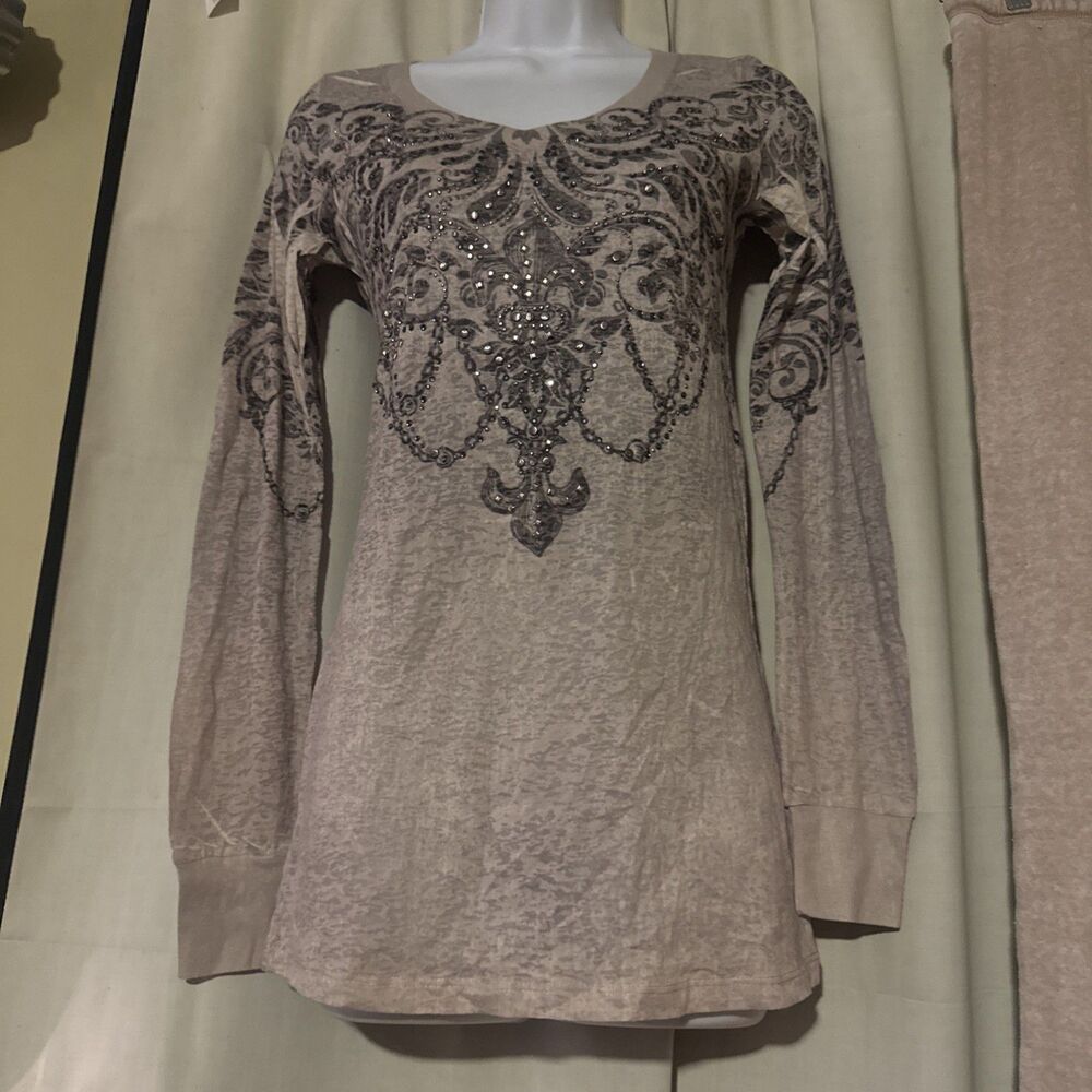 bohme American Age Women’s Small Gray V Neck Bling Top